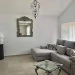 Tomo Villa *